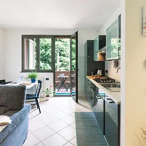 Appartement Buro Il Viaggiatore, Parma