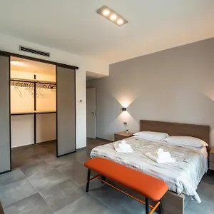 Gæstehus 350 M Da Ospedale Maggiore L Parcheggio Prive L, Parma