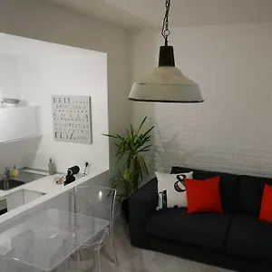 Les Di Apartment